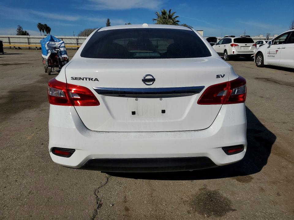 Photo 6 from auction – 2018 NISSAN SENTRA with VIN 3N1AB7AP5JL645379