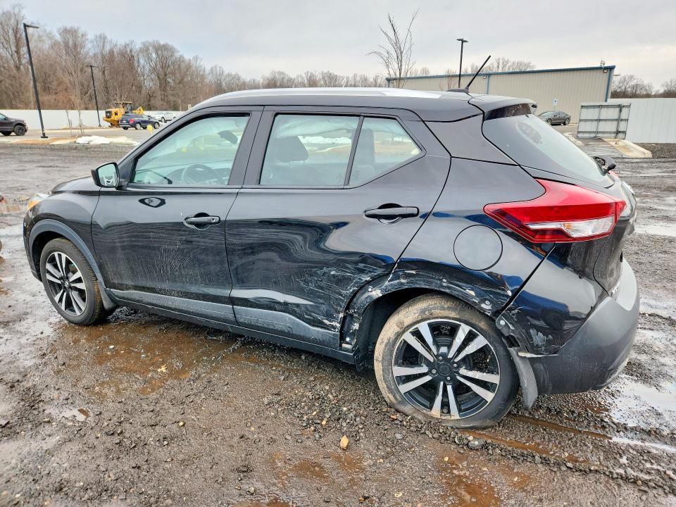 Photo 2 from auction – 2018 NISS KICKS with VIN 3N1CP5CU8JL545827