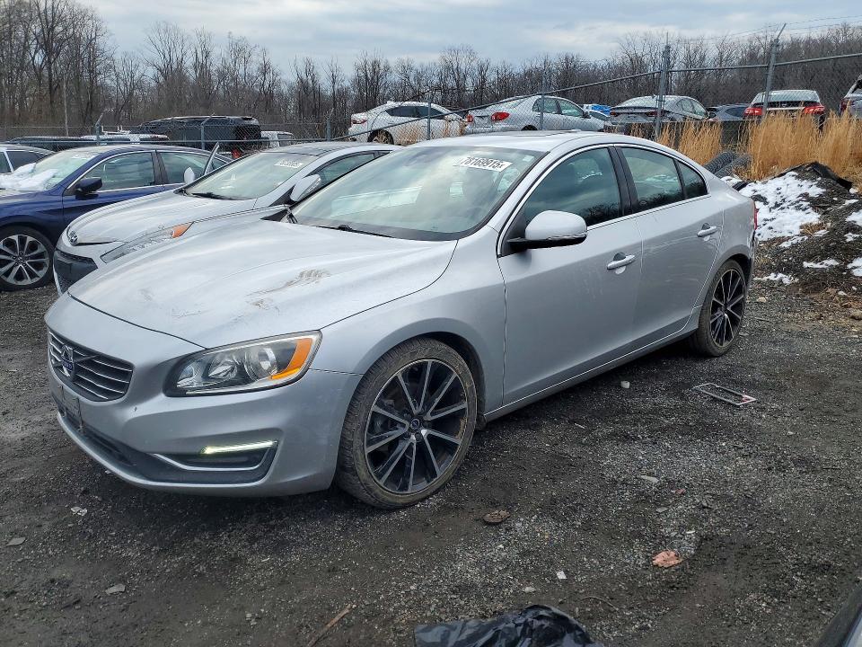 VOLVO S60 2016 with VIN YV126MFK6G2413878 - Photo from auction