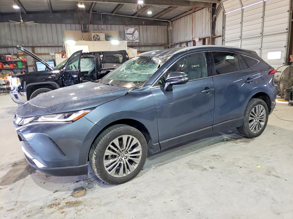 TOYOTA VENZA 2023 with VIN JTEAAAAH5PJ146275 - Photo from auction