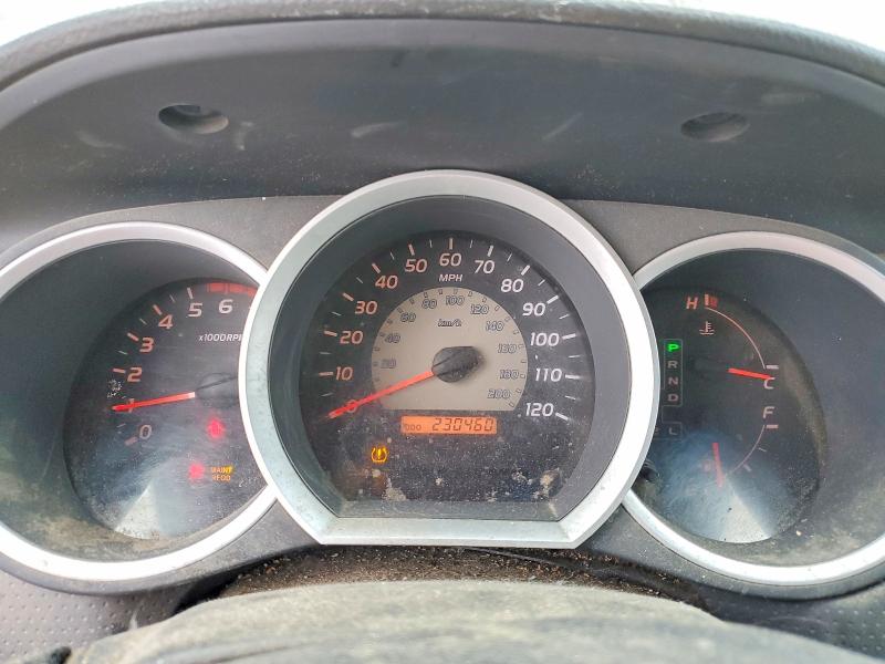 Photo 9 from auction – 2010 TOYOTA TACOMA with VIN 5TEUU4EN8AZ745386