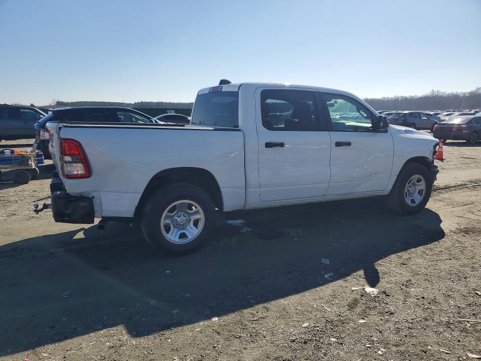 Photo 3 from auction – 2023 RAM 1500 with VIN 1C6RREGT3PN633722