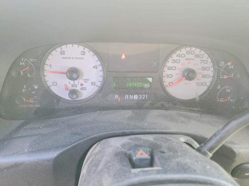 Photo 9 from auction – 2006 FORD F350 with VIN 1FTWW33PX6EA45915