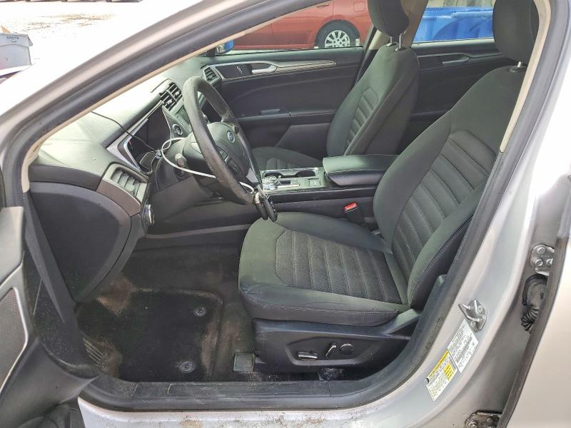 Photo 7 from auction – 2018 FORD FUSION with VIN 3FA6P0LU4JR169899