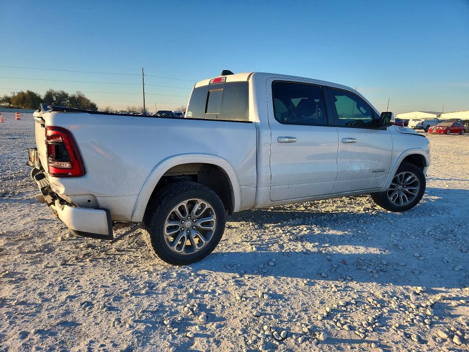 Photo 3 from auction – 2022 RAM 1500 with VIN 1C6RREJT2NN104784