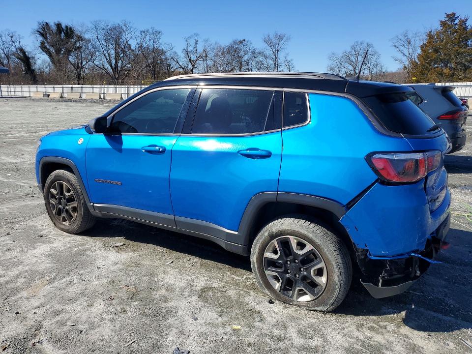 Photo 2 from auction – 2018 JEEP COMPASS with VIN 3C4NJDDB9JT264151