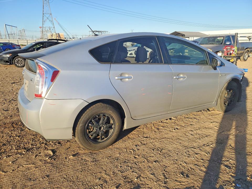 Photo 3 from auction – 2012 TOYOTA PRIUS with VIN JTDKN3DU8C5515442