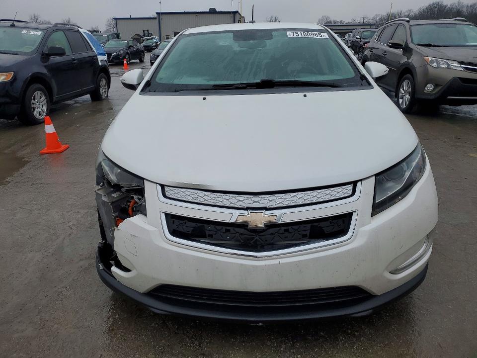 Photo 5 from auction – 2015 CHEVROLET VOLT with VIN 1G1RB6E47FU115186