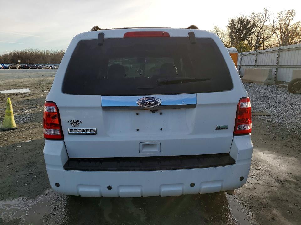 Photo 6 from auction – 2012 FORD ESCAPE LIM with VIN 1FMCU0EG0CKA55138