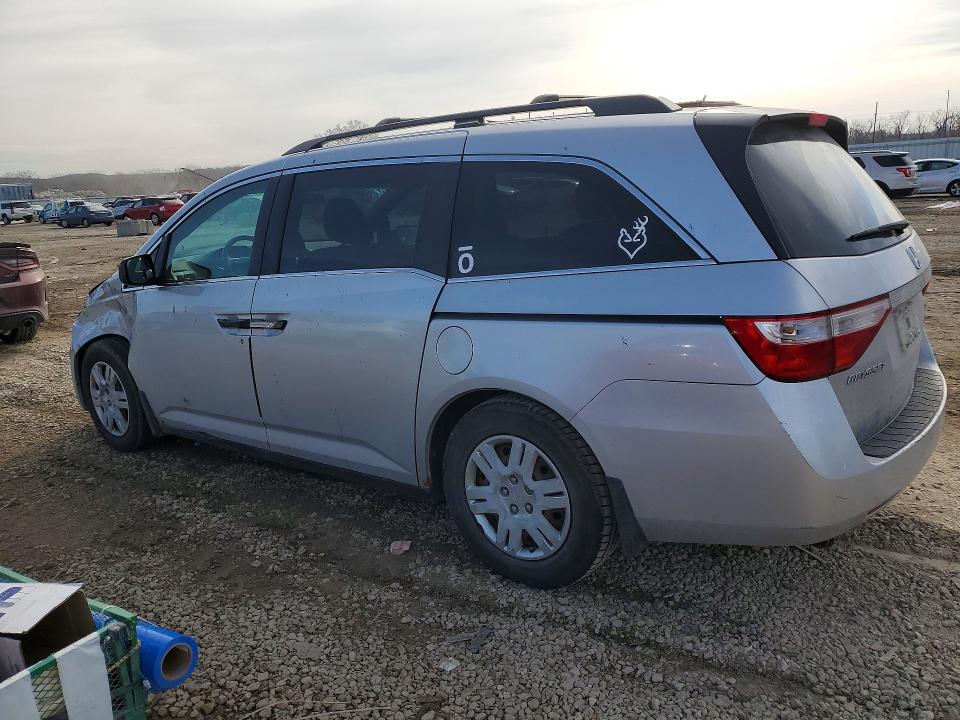 Photo 2 from auction – 2013 HONDA ODYSSEY LX with VIN 5FNRL5H21DB065142