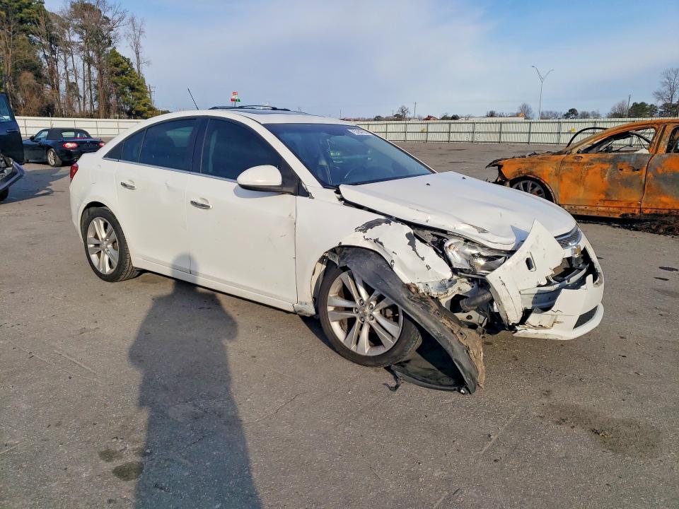 Photo 4 from auction – 2015 CHEVROLET CRUZE with VIN 1G1PG5SB2F7262973