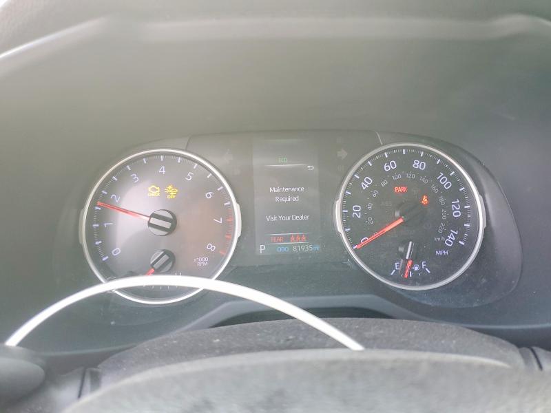 Photo 9 from auction – 2019 TOYOTA RAV4 with VIN JTMH1RFV1KD037285