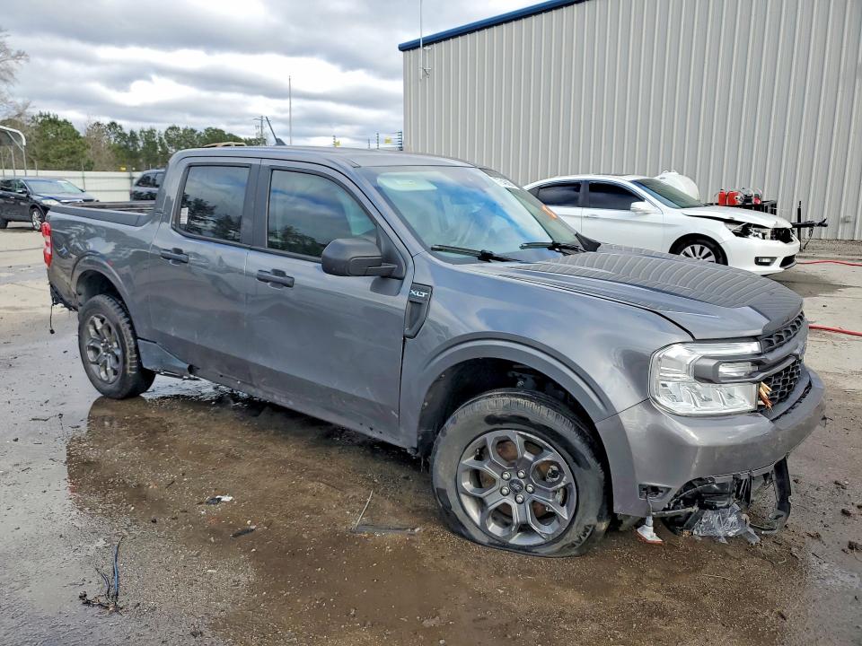 Photo 4 from auction – 2023 FORD MAVERICK with VIN 3FTTW8E33PRA38734