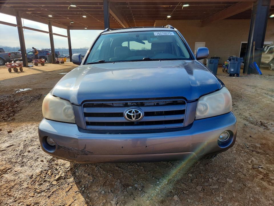 Photo 5 from auction – 2005 TOYOTA HIGHLANDER with VIN JTEDP21A150088348