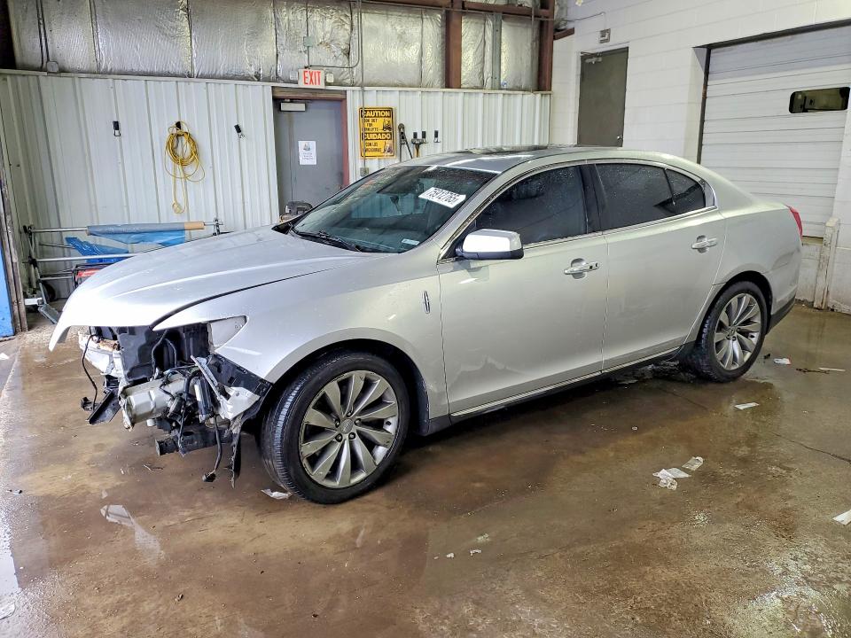 LINCOLN MKS 2016 with VIN 1LNHL9DK7GG601588 - Photo from auction