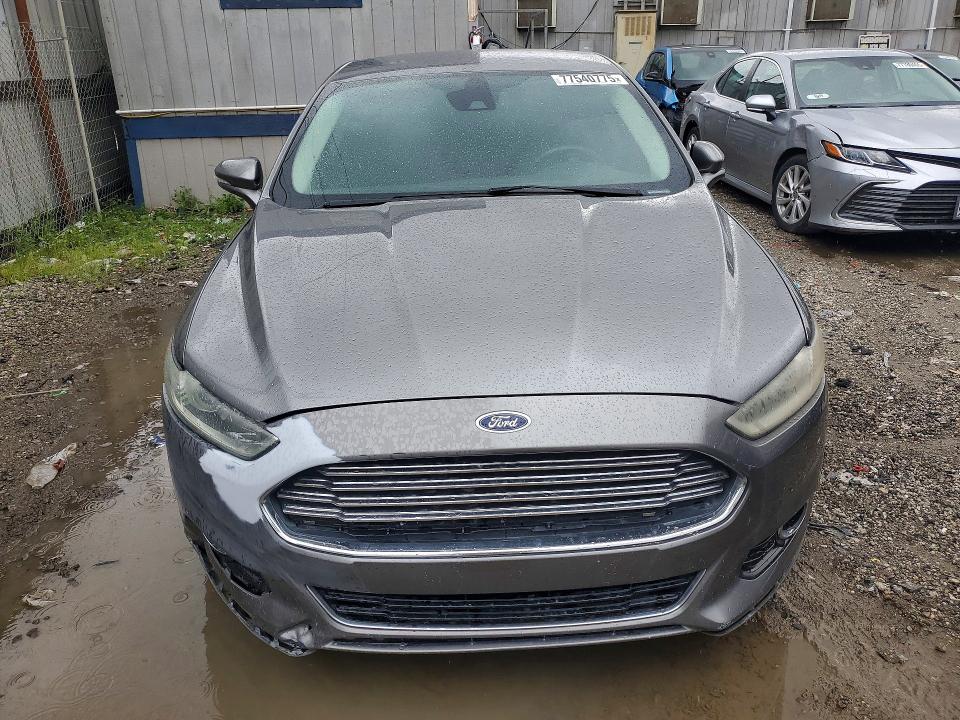 Photo 5 from auction – 2013 FORD FUSION with VIN 3FA6P0SUXDR373774