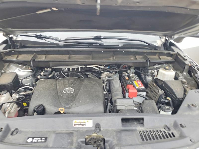 Photo 11 from auction – 2022 TOYOTA HIGHLANDER with VIN 5TDGZRAHXNS121250