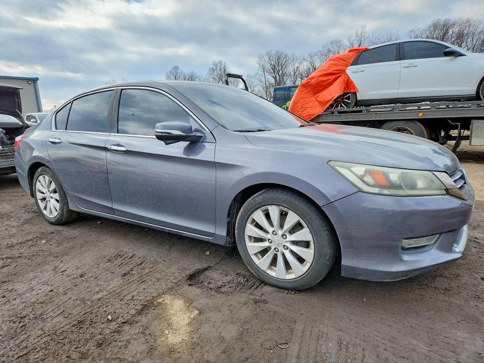 Photo 4 from auction – 2013 HONDA ACCORD with VIN 1HGCR2F78DA040833