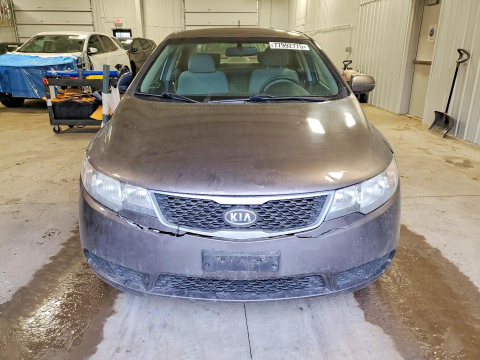 Photo 5 from auction – 2013 KIA FORTE EX with VIN KNAFU4A23D5657323