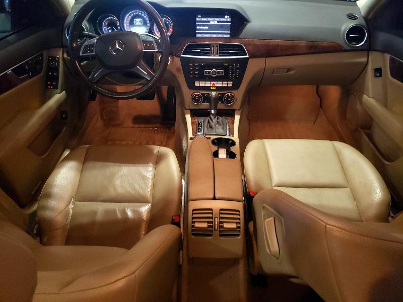 Photo 8 from auction – 2012 MERCEDES-BENZ C with VIN WDDGF8BB4CA612684