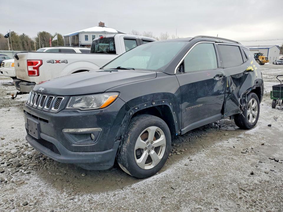 JEEP COMPASS 2019 with VIN 3C4NJDBB7KT656954 - Photo from auction