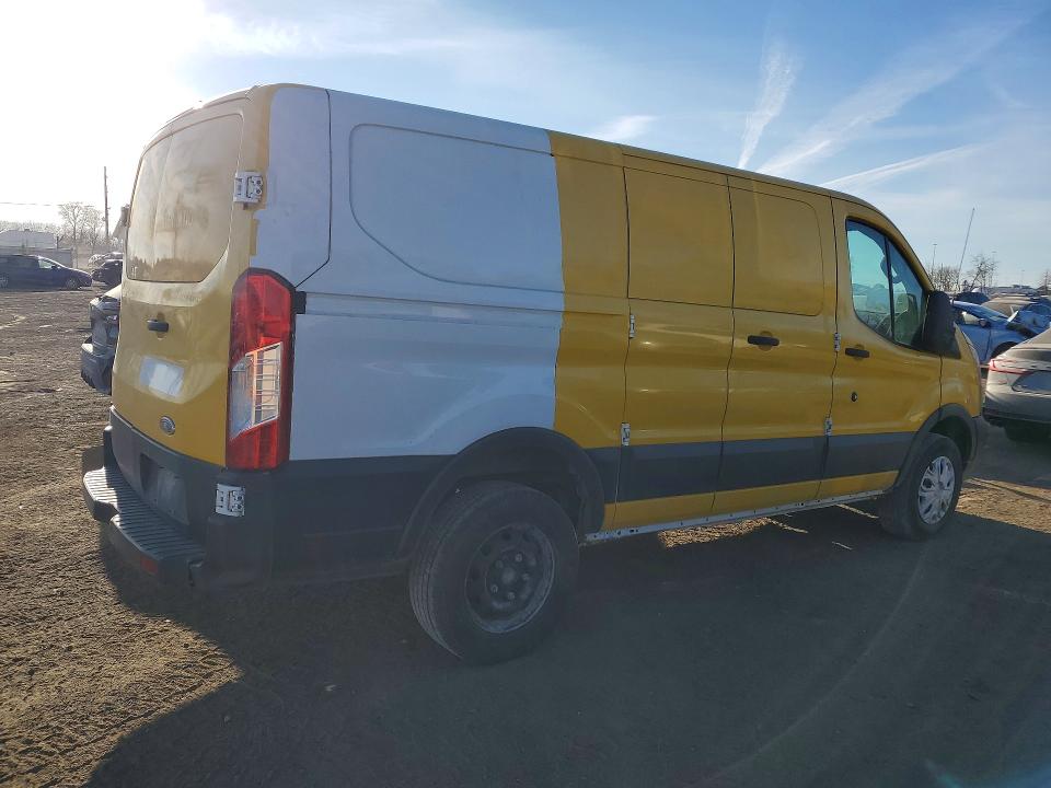 Photo 3 from auction – 2015 FORD TRANSIT T- with VIN 1FTNR1ZM5FKA77063