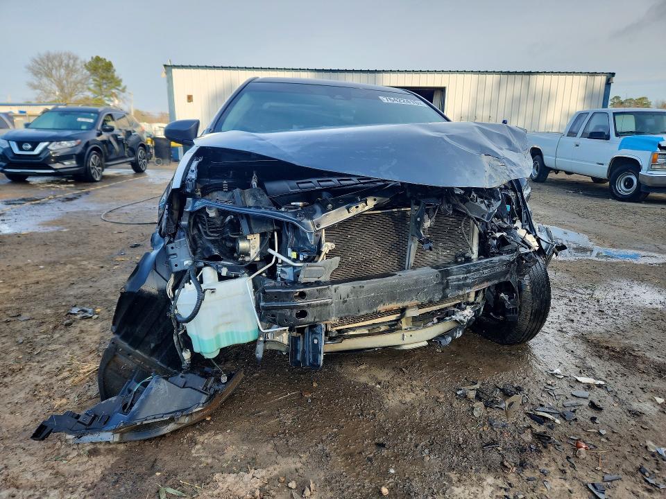 Photo 5 from auction – 2019 TOYOTA COROLLA L with VIN 2T1BURHE8KC235420