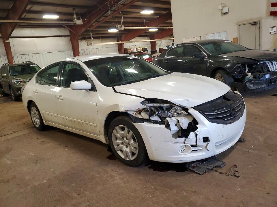 Photo 4 from auction – 2011 NISSAN ALTIMA with VIN 1N4AL2AP4BN474449