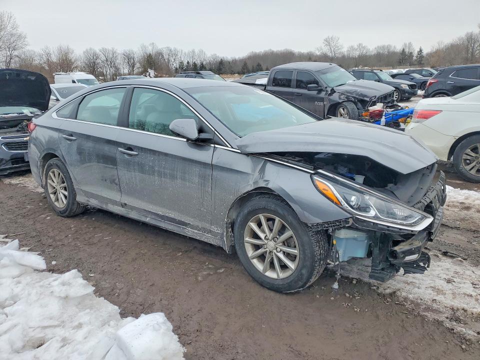 Photo 4 from auction – 2019 HYUNDAI SONATA with VIN 5NPE24AF2KH782320
