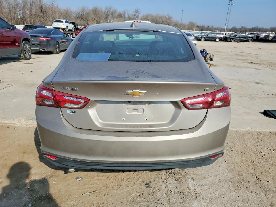 Photo 6 from auction – 2022 CHEVROLET MALIBU with VIN 1G1ZD5ST2NF129810
