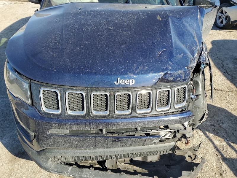 Photo 12 from auction – 2018 JEEP COMPASS with VIN 3C4NJDABXJT131046