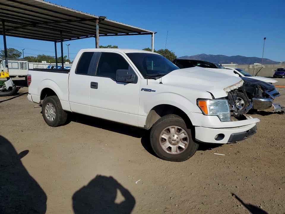 Photo 4 from auction – 2009 FORD F150 with VIN 1FTRX14W29KA23787