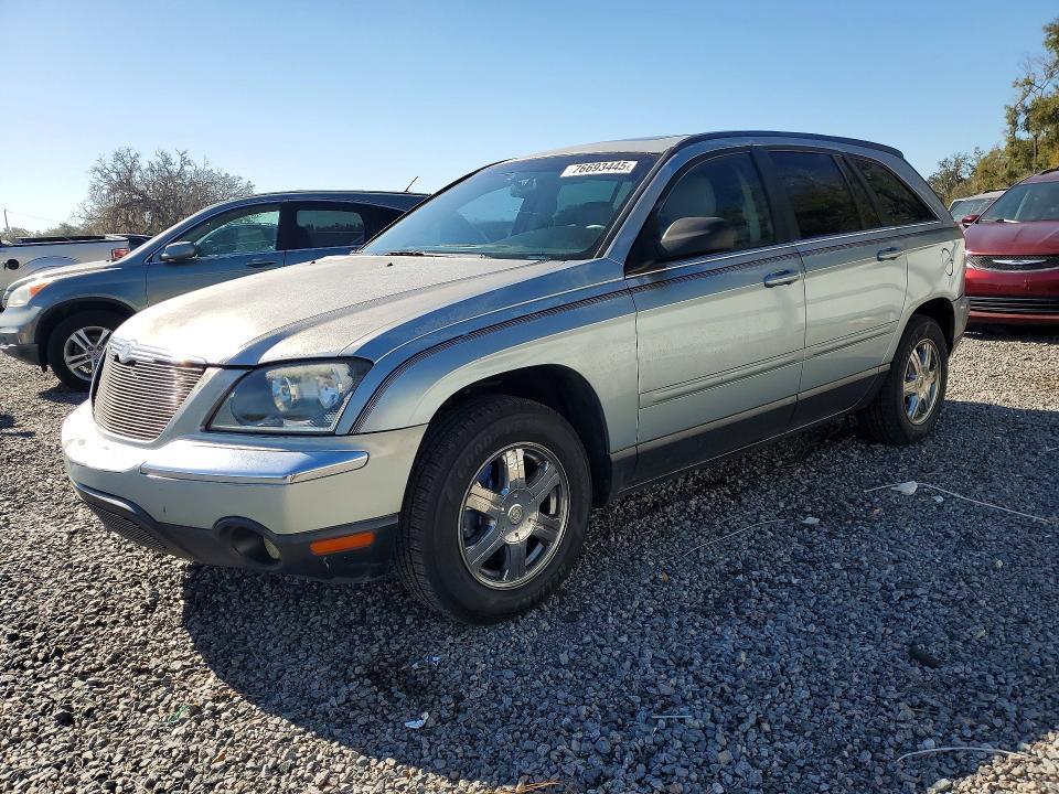 CHRYSLER PACIFICA 2004 with VIN 2C8GM68424R633400 - Photo from auction