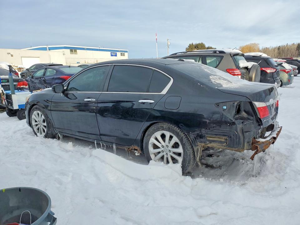 Photo 2 from auction – 2014 HONDA ACCORD TOU with VIN 1HGCR2F94EA801182