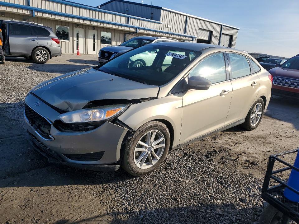 FORD FOCUS SE 2016 with VIN 1FADP3F22GL340921 - Photo from auction