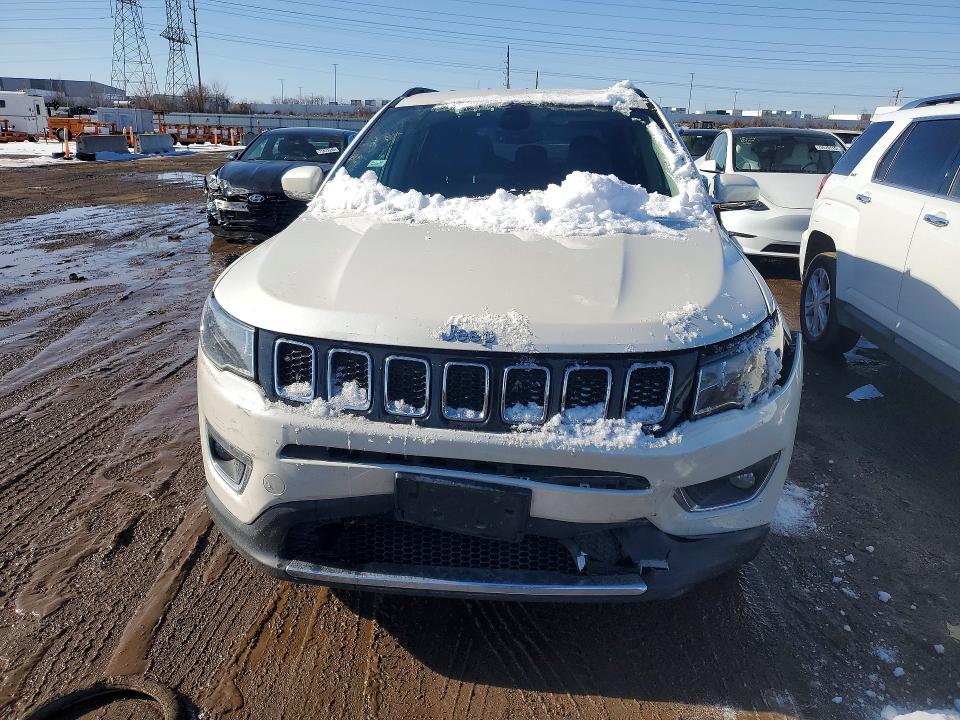 Photo 5 from auction – 2017 JEEP COMPASS LI with VIN 3C4NJDCB1HT633547