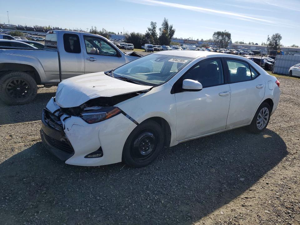 Photo 1 from auction – 2019 TOYOTA COROLLA with VIN 5YFBURHE4KP879058