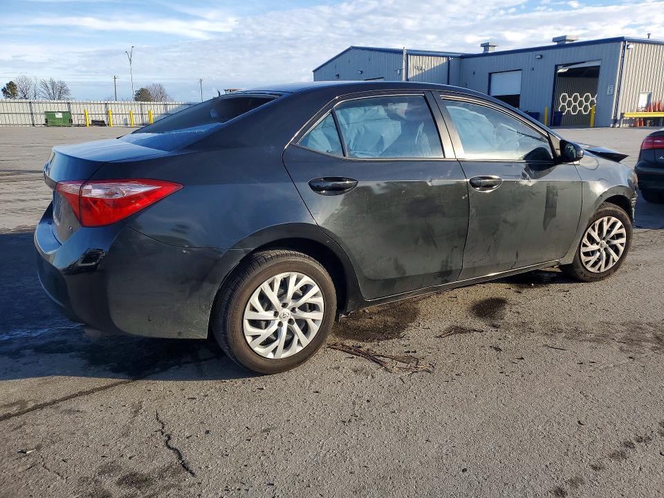 Photo 3 from auction – 2018 TOYOTA COROLLA L/ with VIN 5YFBURHE2JP755773