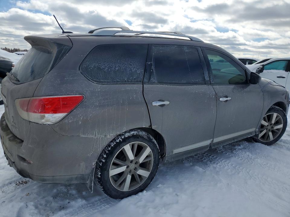 Photo 3 from auction – 2014 NISSAN PATHFINDER with VIN 5N1AR2MM9EC699052