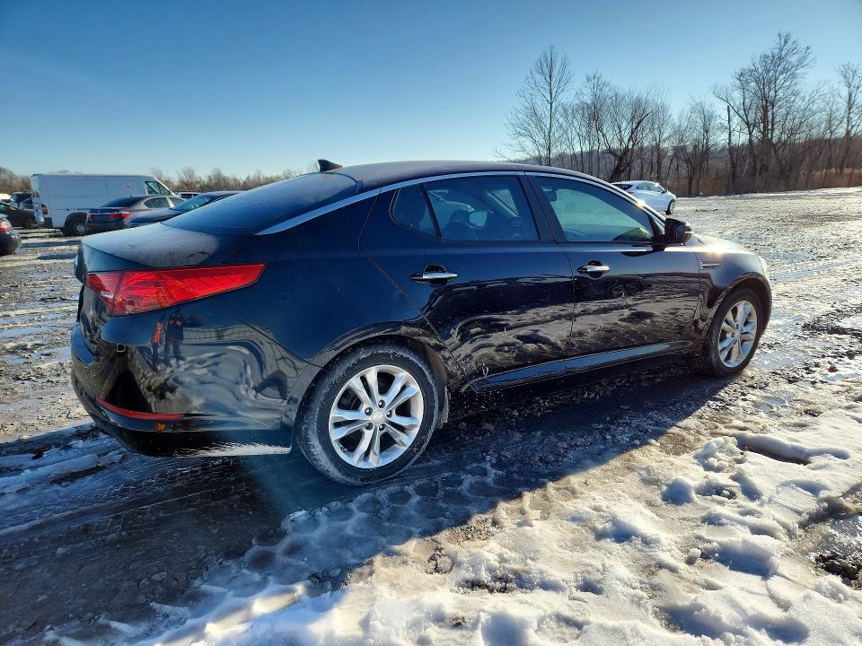 Photo 3 from auction – 2013 KIA OPTIMA LX with VIN 5XXGM4A71DG180938