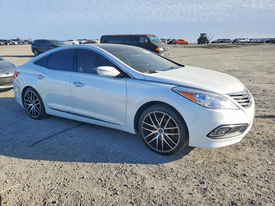 Photo 4 from auction – 2015 HYUNDAI AZERA with VIN KMHFH4JG2FA465321
