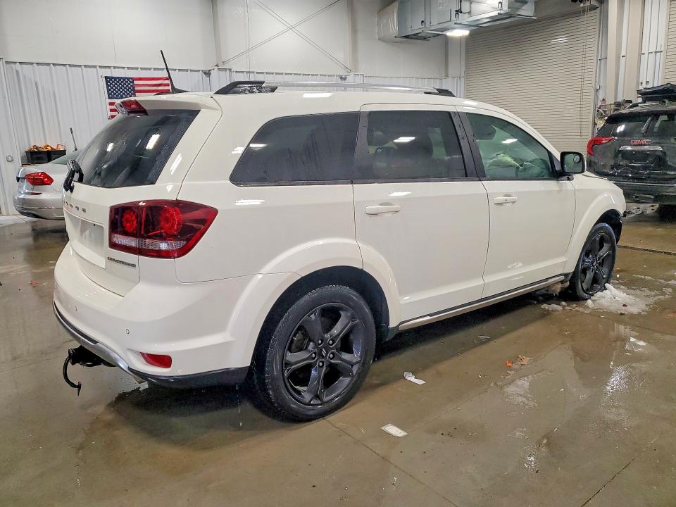 Photo 3 from auction – 2019 DODGE JOURNEY with VIN 3C4PDDGG6KT772893