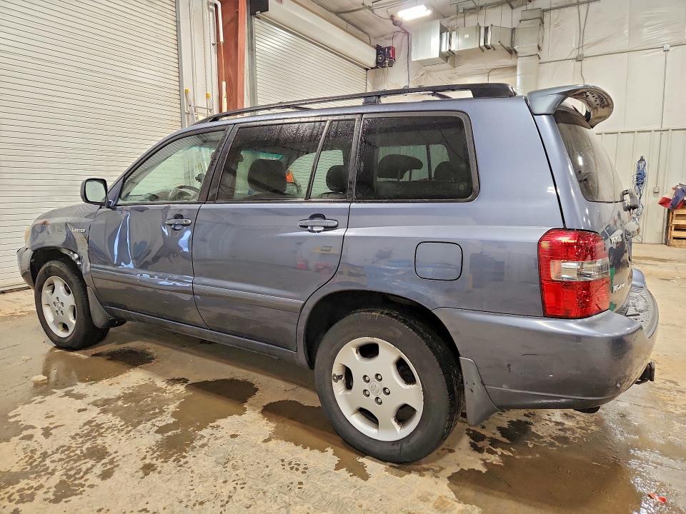 Foto 2 de la subasta – 2004 TOYOTA HIGHLANDER con VIN JTEEP21A740011213