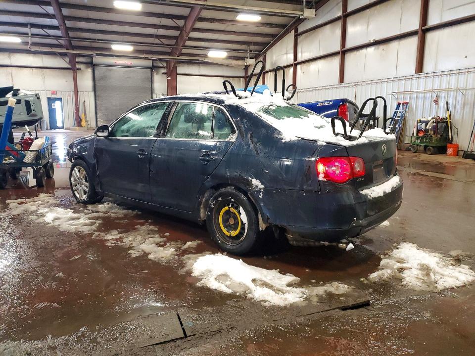 Zdjęcie 2 z aukcji – 2007 VOLKSWAGEN JETTA z VIN 3VWSF71K47M009871