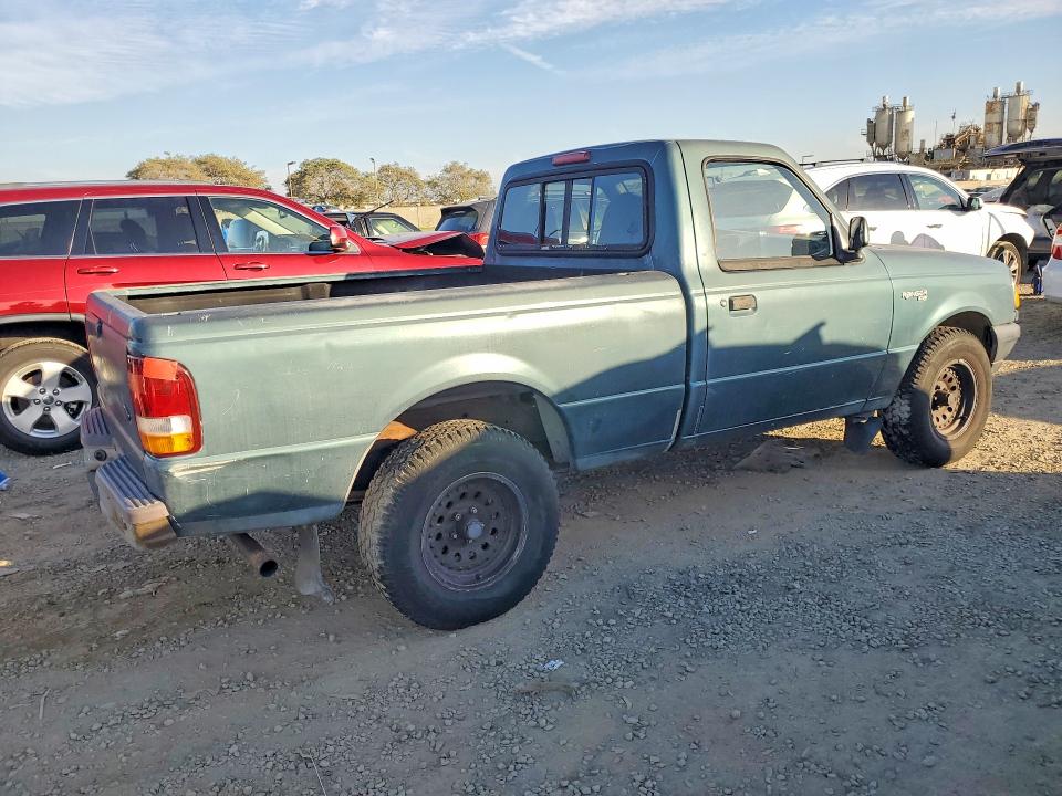 Photo 3 from auction – 1996 FORD RANGER with VIN 1FTCR10A0TPB37663