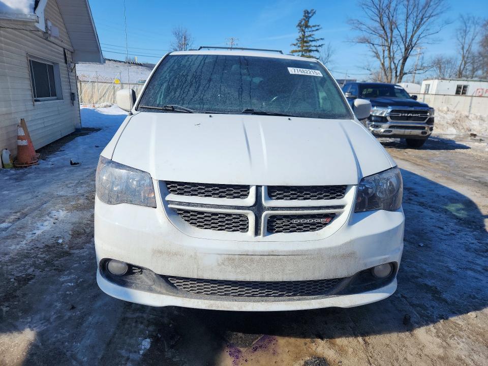 Photo 5 from auction – 2018 DODGE GRAND CARA with VIN 2C4RDGEG0JR327967