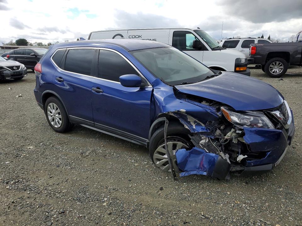 Photo 4 from auction – 2018 NISSAN ROGUE with VIN KNMAT2MT8JP568419