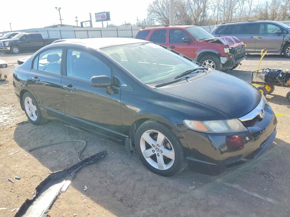 Photo 4 from auction – 2010 HONDA CIVIC with VIN 19XFA1F61AE023482