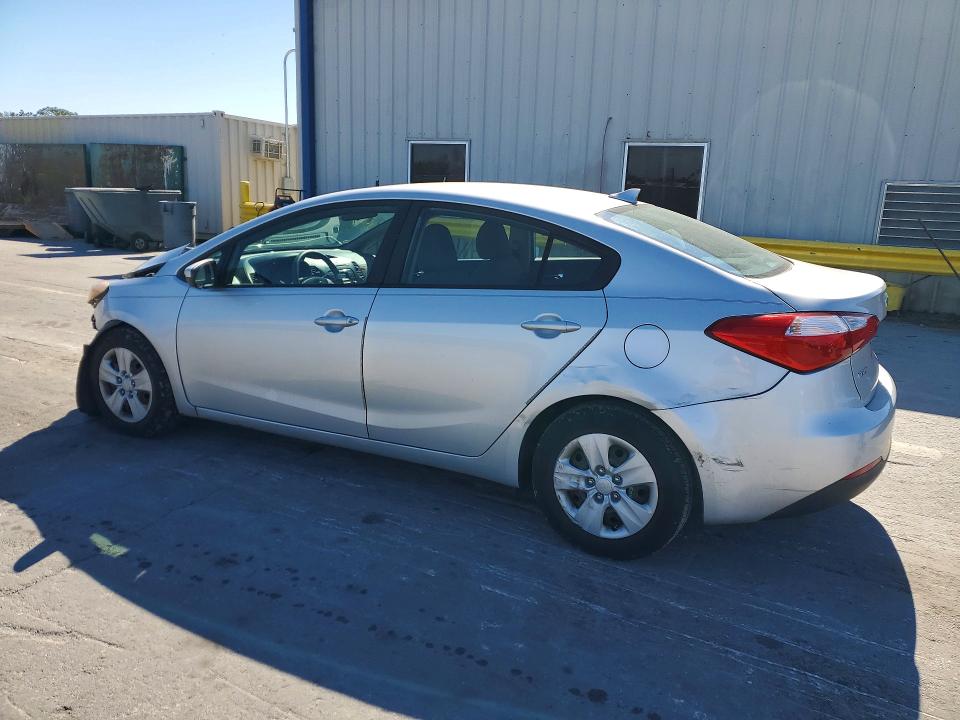 Photo 2 from auction – 2016 KIA FORTE LX with VIN KNAFK4A63G5541195