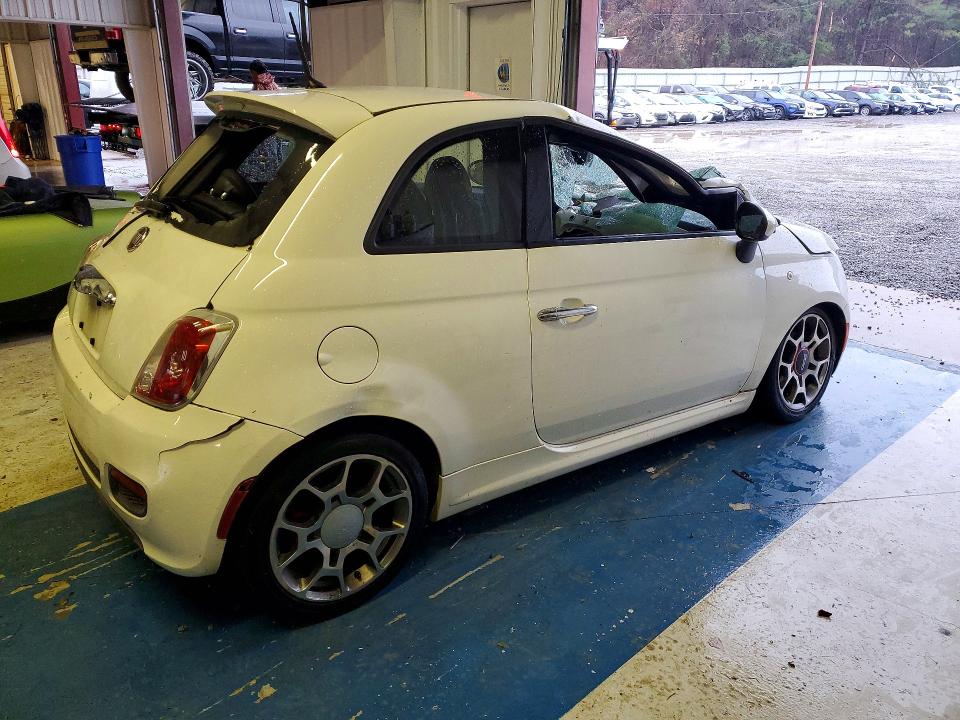 Photo 3 from auction – 2015 FIAT 500 with VIN 3C3CFFBRXFT757031